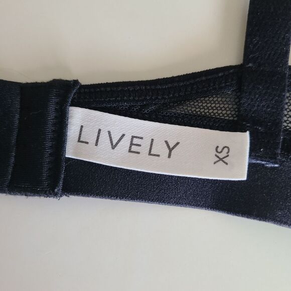 NWT lively the spacer bralette black style 92240 size XS - Picture 4 of 7